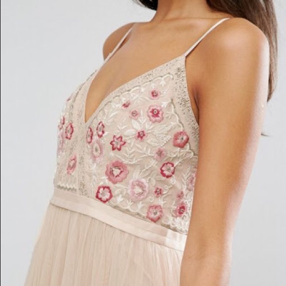 Needle & Thread Tulle Embroider flower lace PROM - Picture 3 of 5